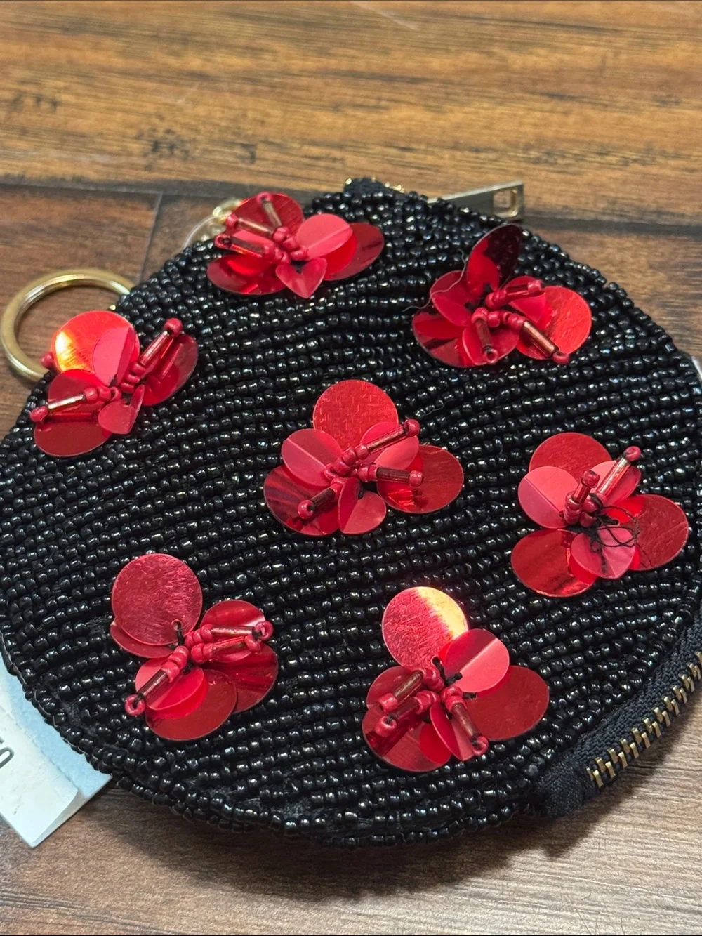 On 34th Black Beaded Red Floral Sequin Round Wristlet Coin Purse NWT